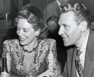 Ralph Bellamy met zijn derde vrouw Ethel Smith in New York (1946)