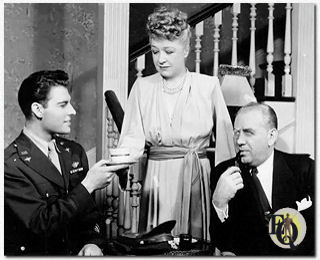 "Dear Ruth" (1944-46), again John Dall and Howard Smith, with Helen McKellar between them (she replaced Phyllis Povah in the role of Mrs. Wilkins).
