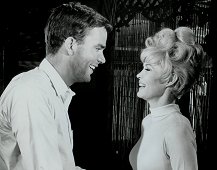 Jim Hutton and Dorothy Provine in "Who's minding the mint?" (1967).