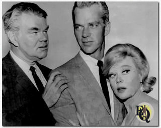 Met Glynis Johns in de hoofdrol speelde Mathews ook een terugkerende rol in de komische televisiereeks "Glynis" (1963), die van ex-agent Chick Rogers die bijstand verleent aan detective schrijfster en amateur detective Glynis Johns bij het oplossen in een reeks "whodunits"..