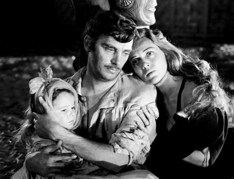 Child Actress Gigi Perreau, Richard Hart and Lana Turner in "Green Dolphin Street" (1947).