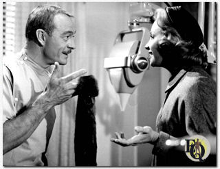 "Mrs. Bixby and the Colonel's Coat" een aflevering uit 1960 uit the "Alfred Hitchcock Presents" serie met Les Tremayne en Audrey Meadows.