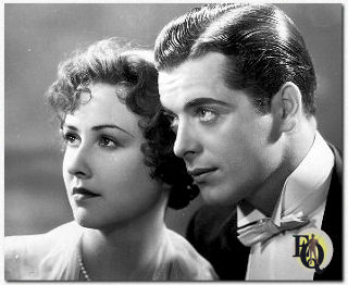 John Warburton als Edward Marryot en Margaret Lindsay als Edith Harris in "Cavalcade"