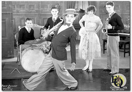 Eddie Quillan en familie in "A Little Bit of Everything" (1928), Vitaphone Variety