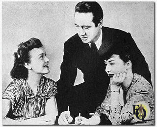 James Meighan, van Mutual's "Adventures of the Falcon", en twee meisjes die met hem op avontuur gaan Marion Shockley en Mitzi Gould (1945)