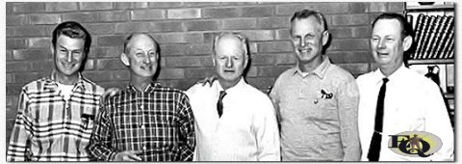 Family picture of the Allen brothers, Lee (far left) and Austin (far right) were known as "The Chattanooga Boys"