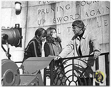 Production still from "Ellery Queen, Don't Look Behind You" (L to R) Director Barry Shear, Stephanie Powers and Peter Lawford