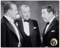 (Van L naar R) Frank Conroy, Guy Usher, Warner Oland in "Charlie Chan at the Opera" (1936).
